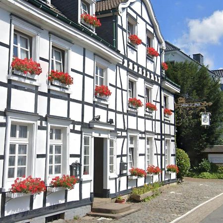 Hotel Zur Post Dabringhausen - Contactless Self Check-In Wermelskirchen Bagian luar foto