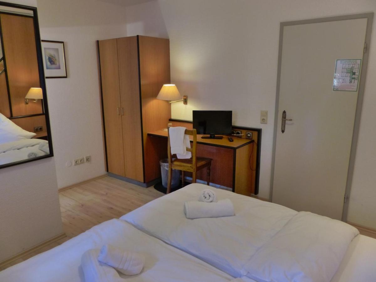 Hotel Zur Post Dabringhausen - Contactless Self Check-In Wermelskirchen Bagian luar foto
