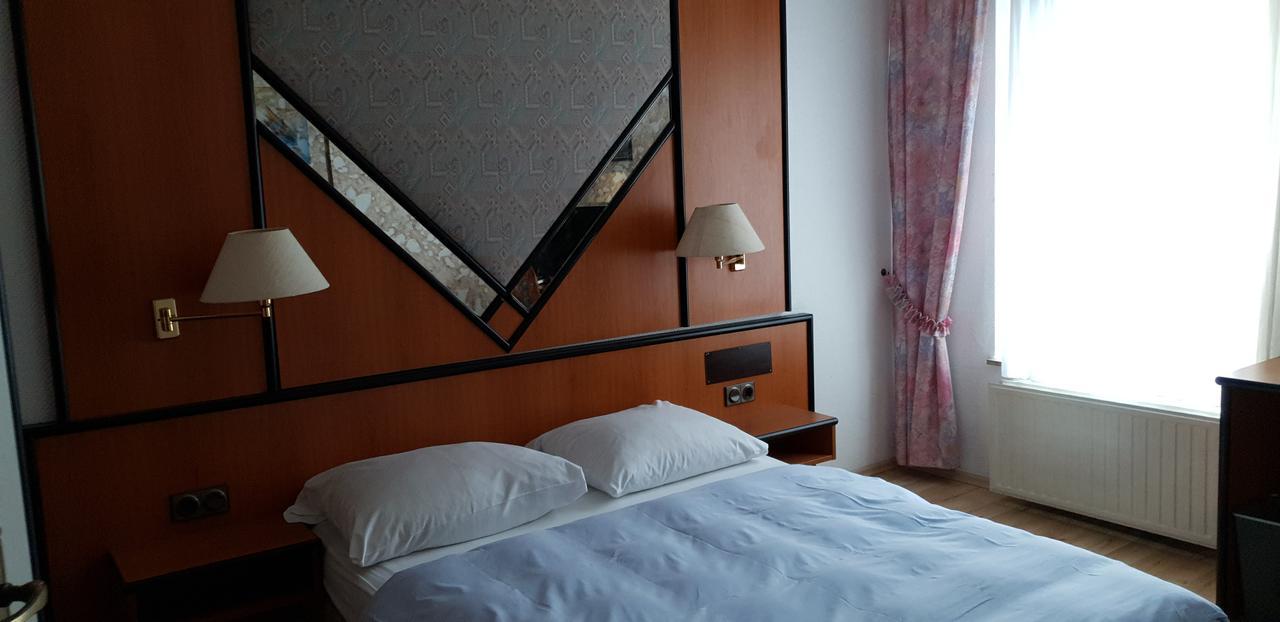 Hotel Zur Post Dabringhausen - Contactless Self Check-In Wermelskirchen Bagian luar foto
