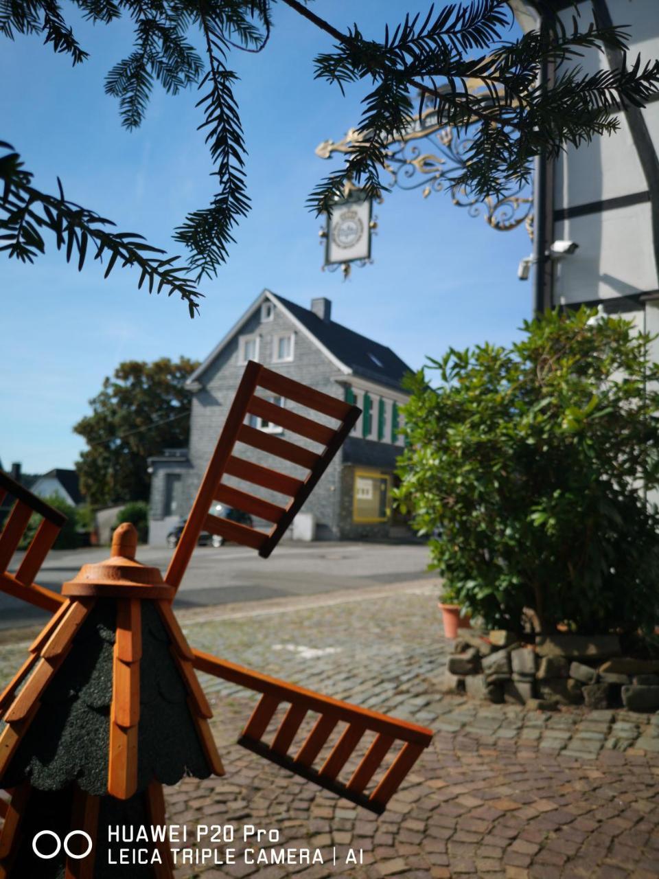 Hotel Zur Post Dabringhausen - Contactless Self Check-In Wermelskirchen Bagian luar foto