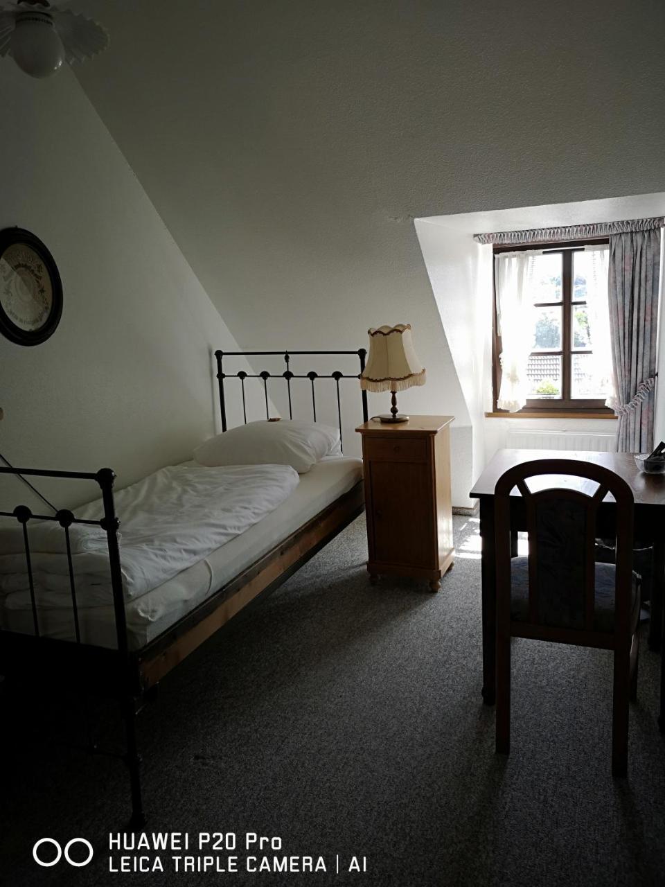 Hotel Zur Post Dabringhausen - Contactless Self Check-In Wermelskirchen Bagian luar foto
